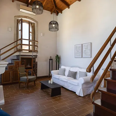 Casa Dell' Aristea, A Private Venetian Manor, By Thinkvilla