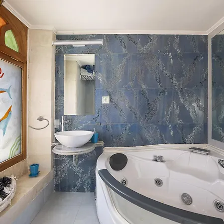 Casa Dell' Aristea, A Private Venetian Manor, By Thinkvilla Willa